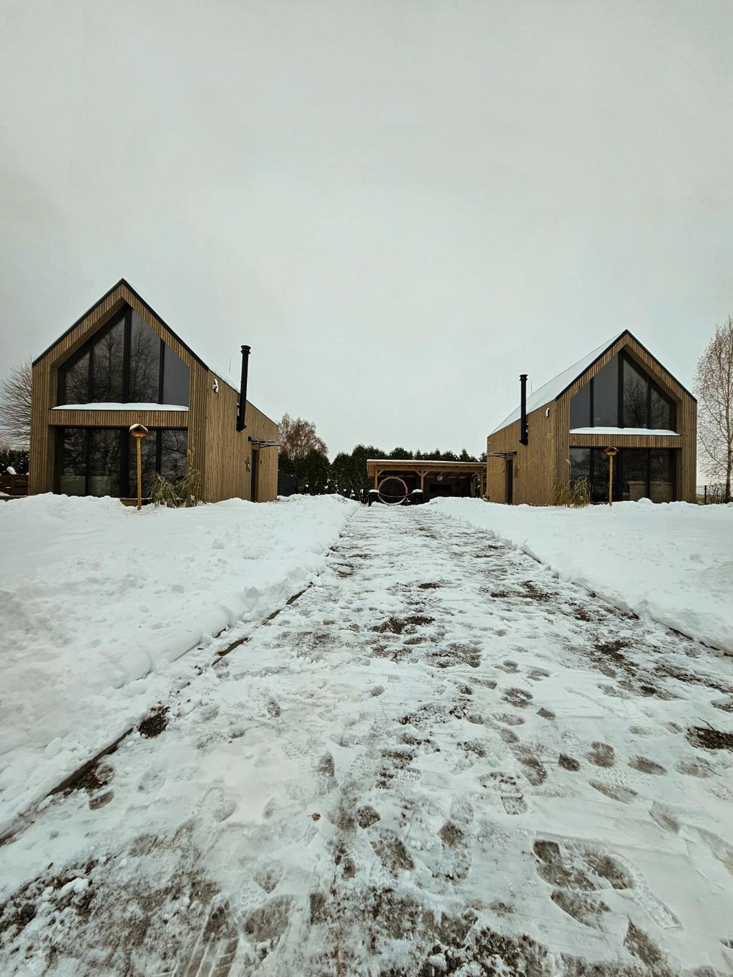 Hytte Na Wyspie -,,Roztoczanskie Morze" Kulikow Exteriér fotografie